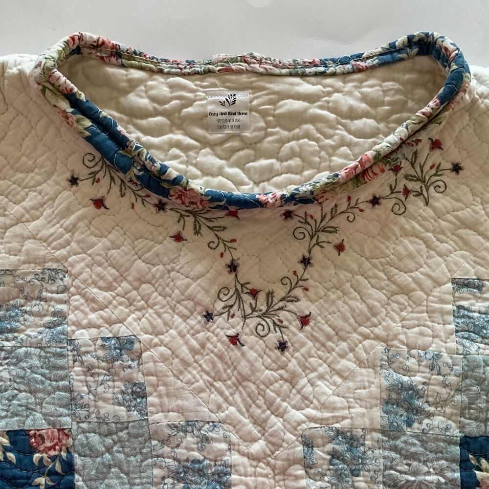 Handmade Vintage Quilt Patchwork Jacket Blue Ivor… - image 4